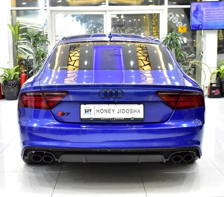 Blue Audi S7 4.0 TFSI quattro 2016