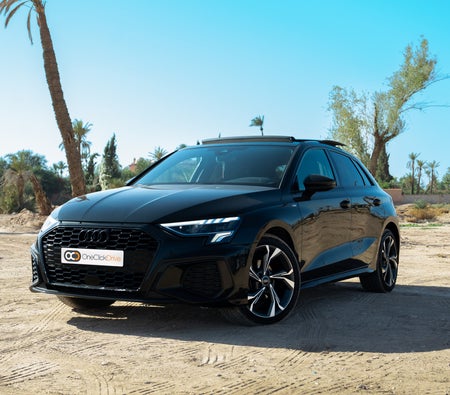 Schwarz Audi A3 2023