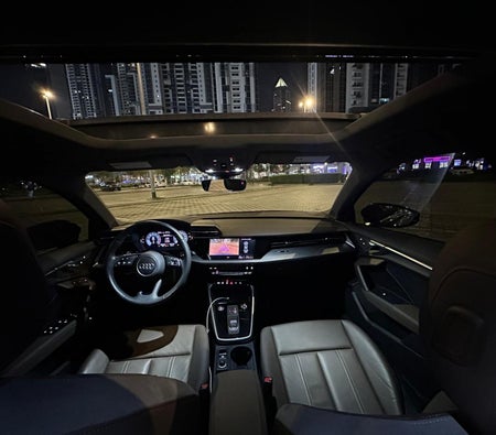 Audi A3 2023, photo 2 of 4