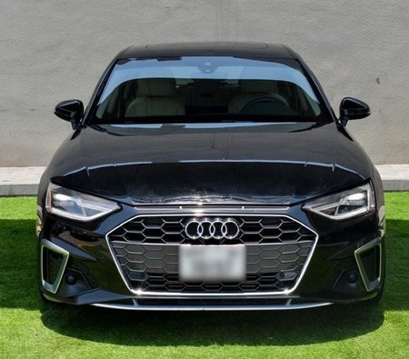 Audi A4 2.0T quattro 2021, photo 2 of 4