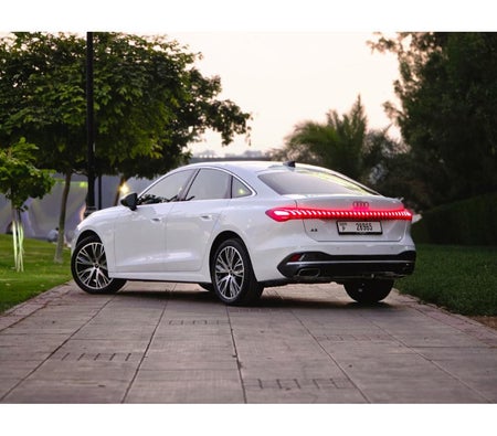 Audi A5 2025, photo 2 of 3