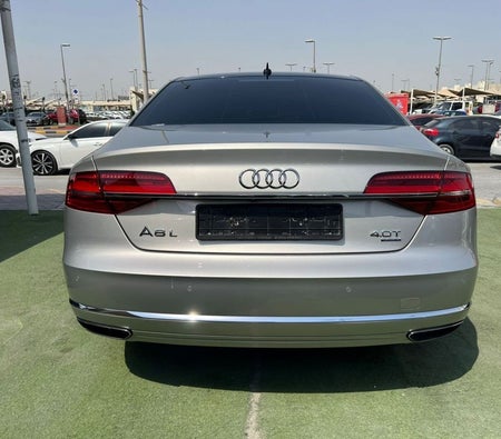 Audi A8  2015, photo 4 of 4
