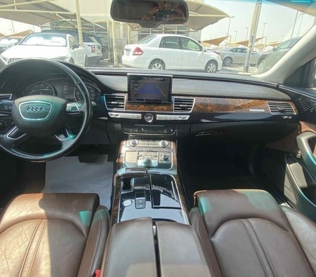 Audi A8 2017, photo 4 of 4