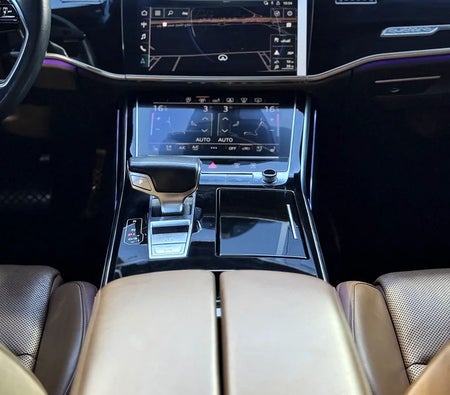 Audi A8 60 TFSI Quattro Sport 2019, photo 3 of 4