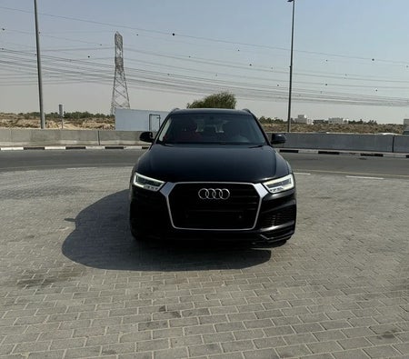 Audi Q3 S-line 2018, photo 2 of 4