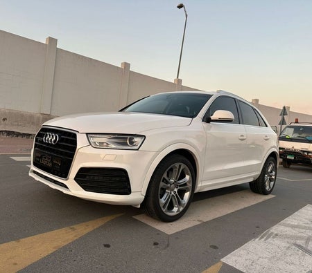 Audi Q3 2018, photo 3 of 4