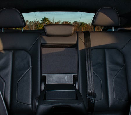 Negro Audi Q3 2023