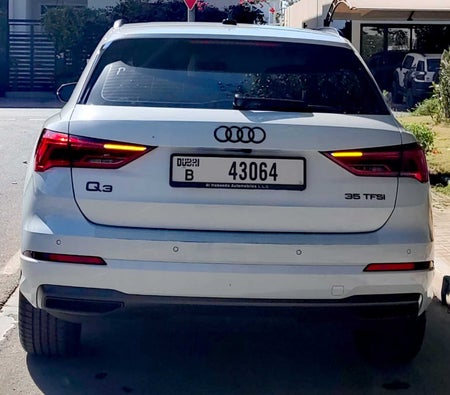 Audi Q3 2024, photo 4 of 4