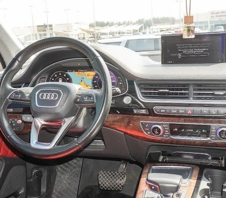 Audi Q7 45 TFSI S-Line Quattro 2018, photo 3 of 4