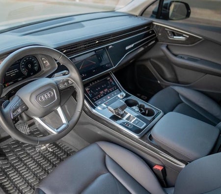 Audi Q7 2023, photo 3 of 4