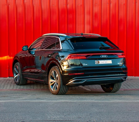 Black Audi Q8 2023