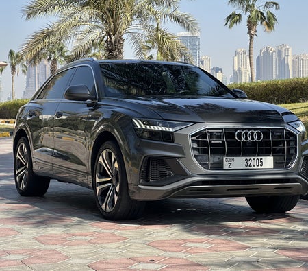 Audi Q8 2023