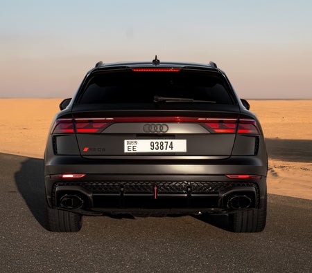 Noir Audi RS Q8 Performance 2026