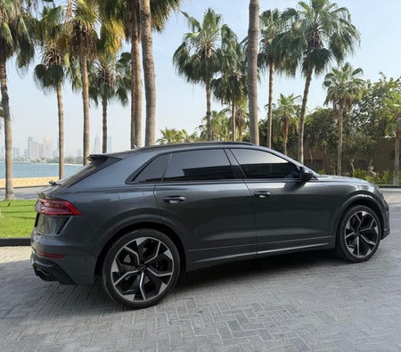 Audi RS Q8 2023