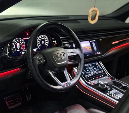 Audi RS Q8 2023