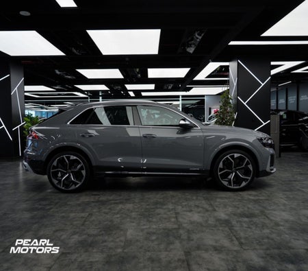 Dark Gray Audi RS Q8 2024