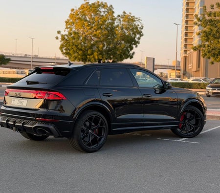 Audi RS Q8 2025, photo 2 of 4