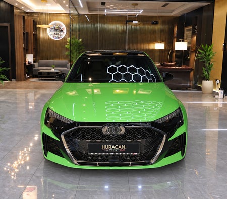 Audi RS3 Sportback 2026, photo 2 of 4