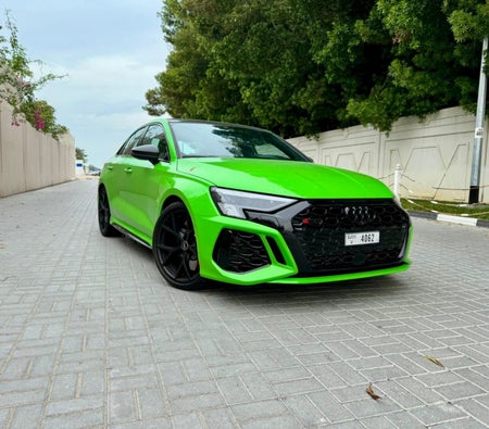Verde Audi RS3 2024 Verde Audi RS3 2024