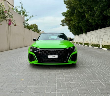 Verde Audi RS3 2024 Verde Audi RS3 2024