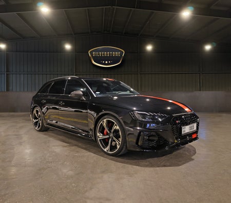 Audi RS4 Competition 2025