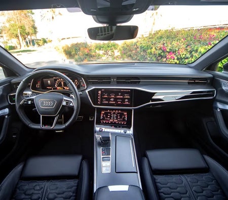Audi RS6 2024, photo 3 of 4