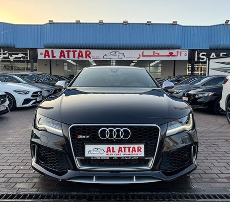 Schwarz Audi RS7 2015