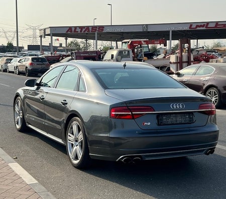 Audi S8 S-Line 2015, photo 4 of 4