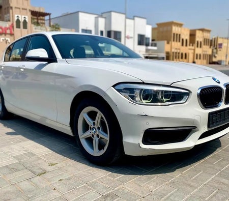 بي إم دبليو  120 آي سبورت-لاين 2019, photo 2 of 4