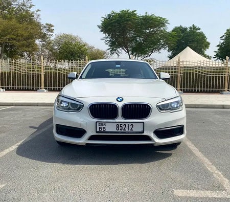 بي إم دبليو  120 آي سبورت-لاين 2019, photo 4 of 4
