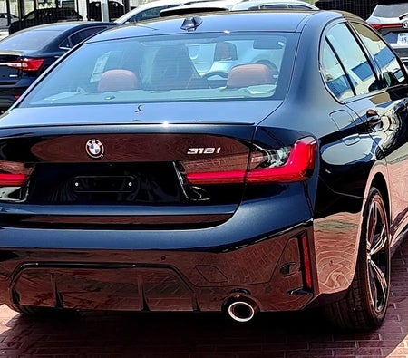 Black BMW 318i 2026