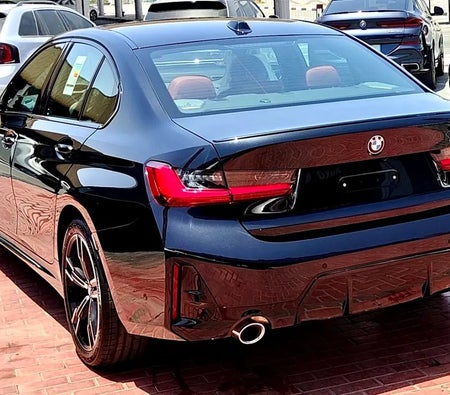 Black BMW 318i 2026