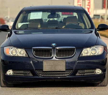 BMW 323i 2006, photo 2 of 4