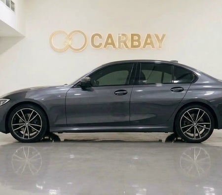Gray BMW 330i M Sport 2021
