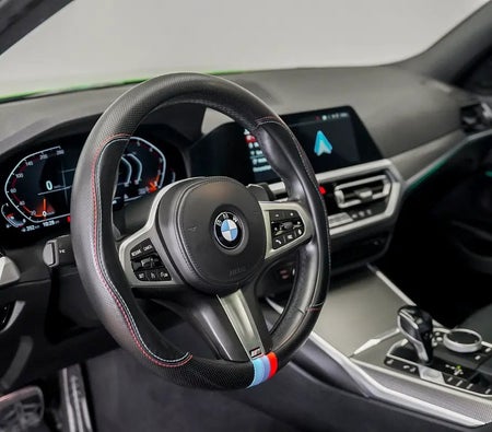 Yeşil BMW 330i M Sport 2021 Yeşil BMW 330i M Sport 2021