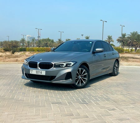 BMW 318i 2025