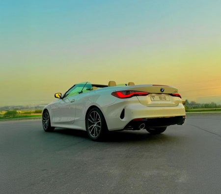 BMW 430i Convertible 2024