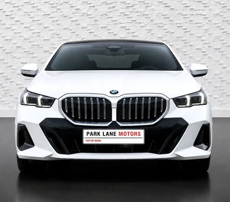 BMW 520i M Sport 2024, photo 2 of 4