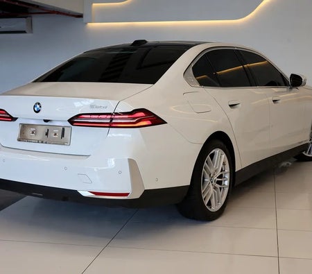 BMW 520i 2026, photo 3 of 4