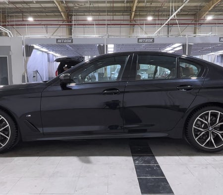 Black BMW 520i M Sport 2023