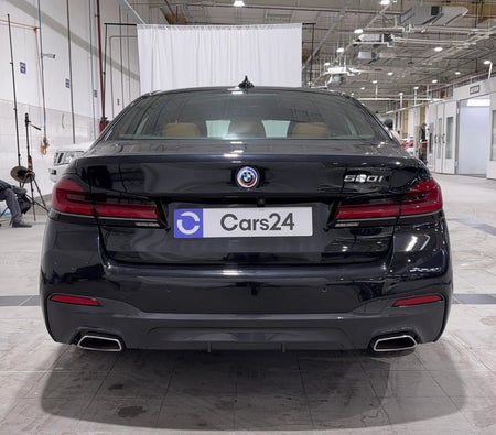 Schwarz BMW 520i M Sport 2023 Schwarz BMW 520i M Sport 2023