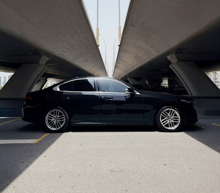 Negro BMW 520i 2026
