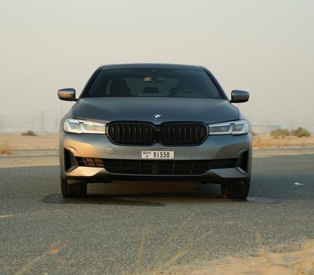 Gris mat BMW 530i 2023
