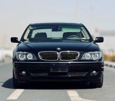 BMW 740i 2007, photo 2 of 4