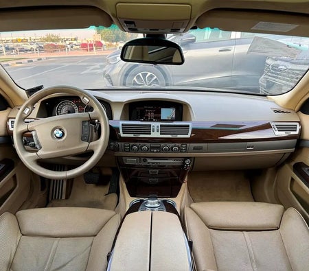 BMW 750i 2007, photo 4 of 4