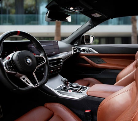 BMW M4 Competition 2025, photo 2 of 4