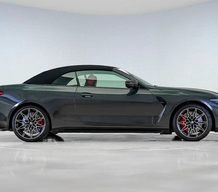 Grigio BMW M4 2025