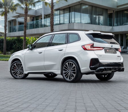 White BMW X1 M35i xDrive 2024 White BMW X1 M35i xDrive 2024
