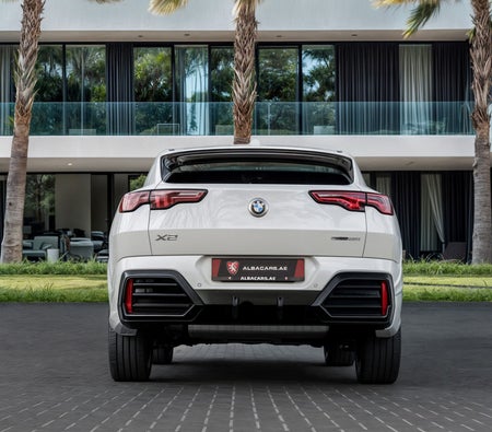 Weiß BMW X2 2024