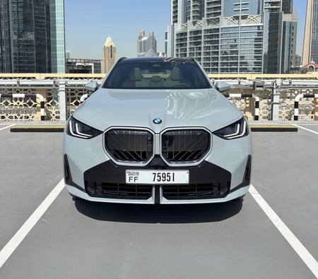 Dunkelgrau BMW X3 2026